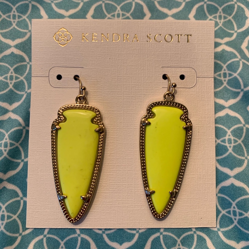 Kendra Scott Sky Earrings in Neon Yellow